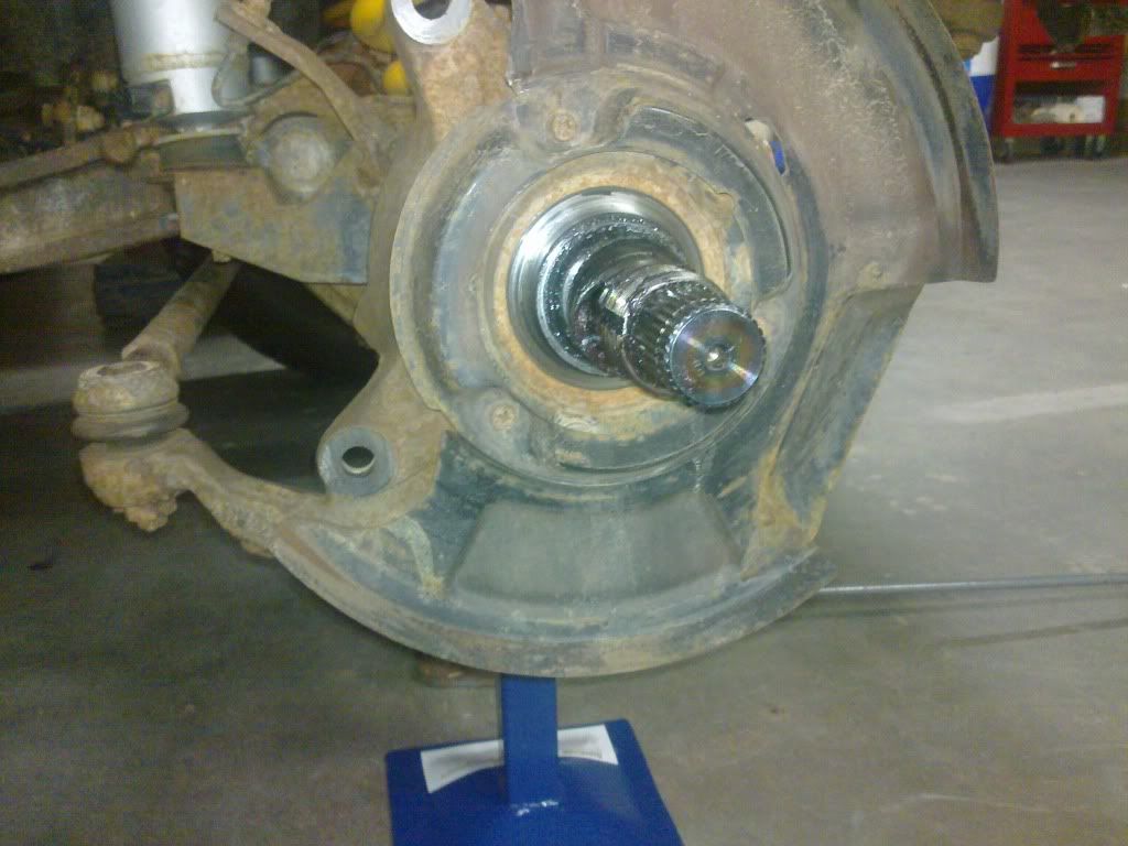 Replacing GU wheel bearings. Patrol 4x4 Nissan Patrol Forum